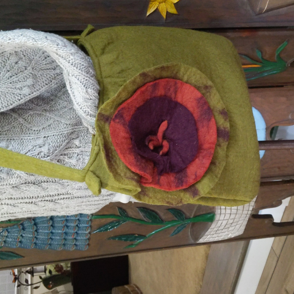 EUC Toni Wool Felt Green Bag Fall Colors Anthropologie Style